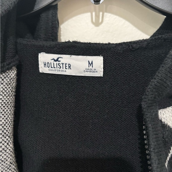 Hollister Black and Gray Jacket size medium - Picture 3 of 5